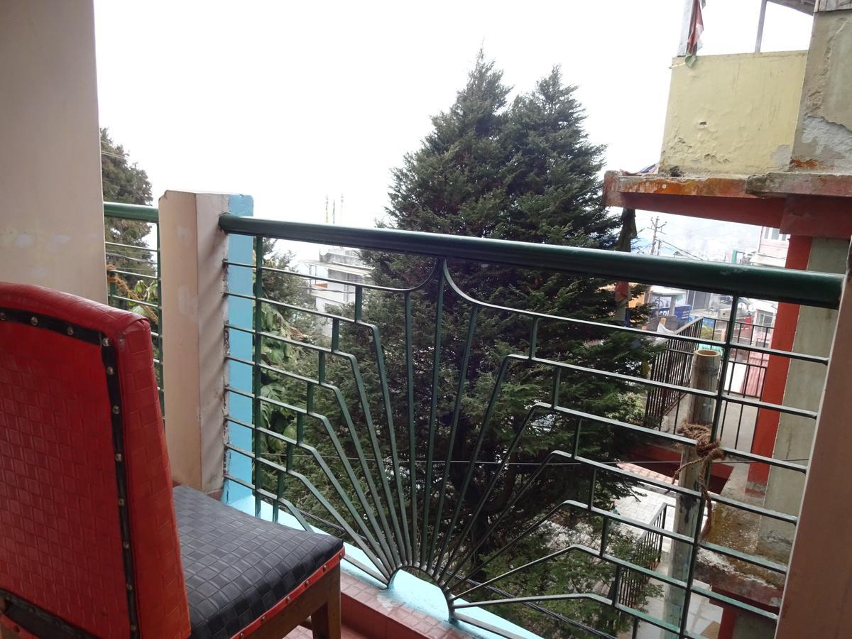 Hotel Broadway Darjeeling  Dış mekan fotoğraf
